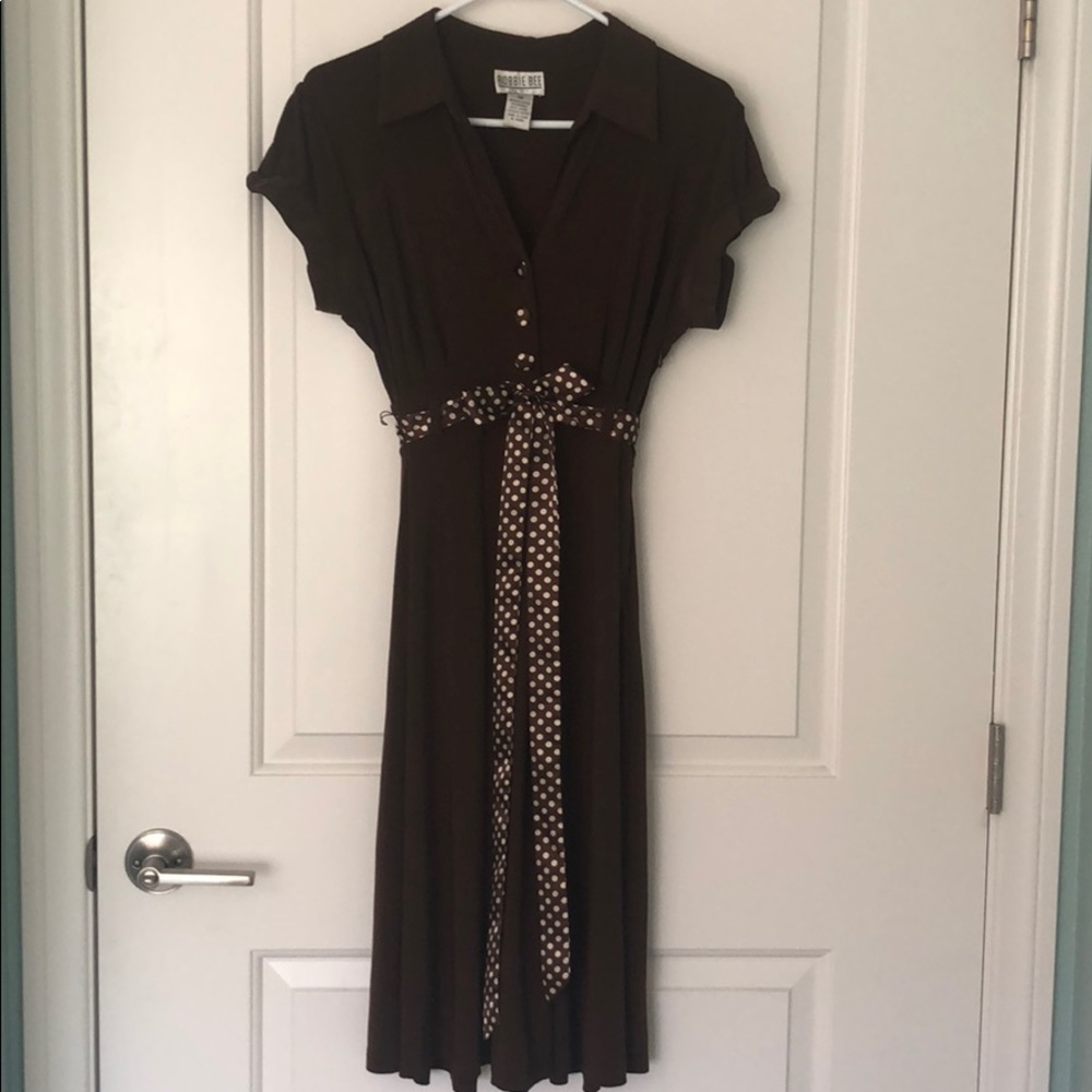 Brown dress